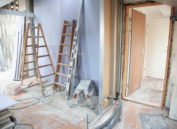 ¿Vas a renovar tu casa? Esto es lo que debes hacer para evitar retrasos y gastos extra